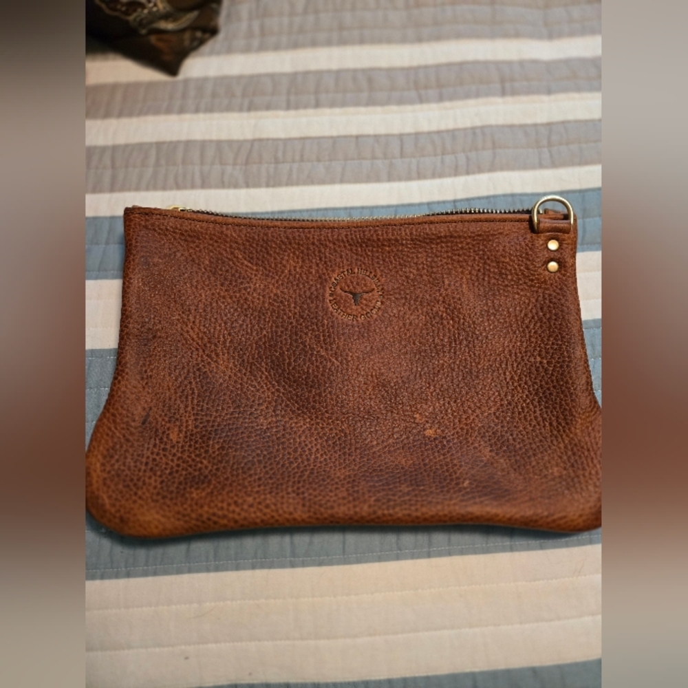 Coastal Hillbilly Large Crossbody-Worn Saddle